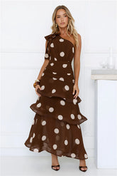 She's Trendy Robe longue asymétrique à pois marron