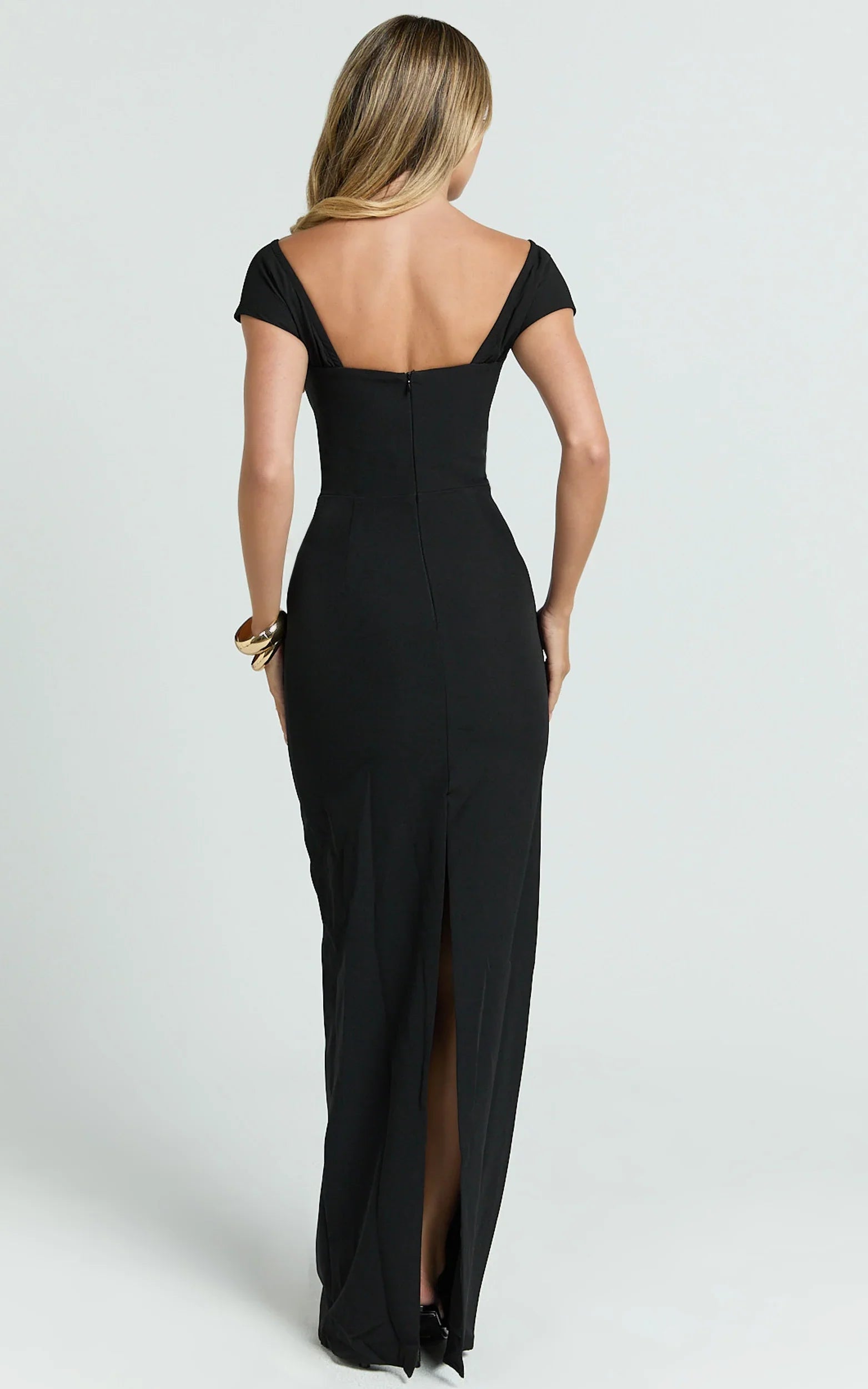 Veronika Maxi Dress - Off-Shoulder Plunge High Split Dress in Black