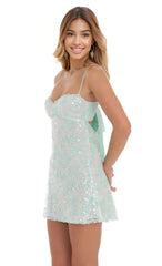 Robe Babydoll en Tulle Brodé de Paillettes Couleur Écume de Mer