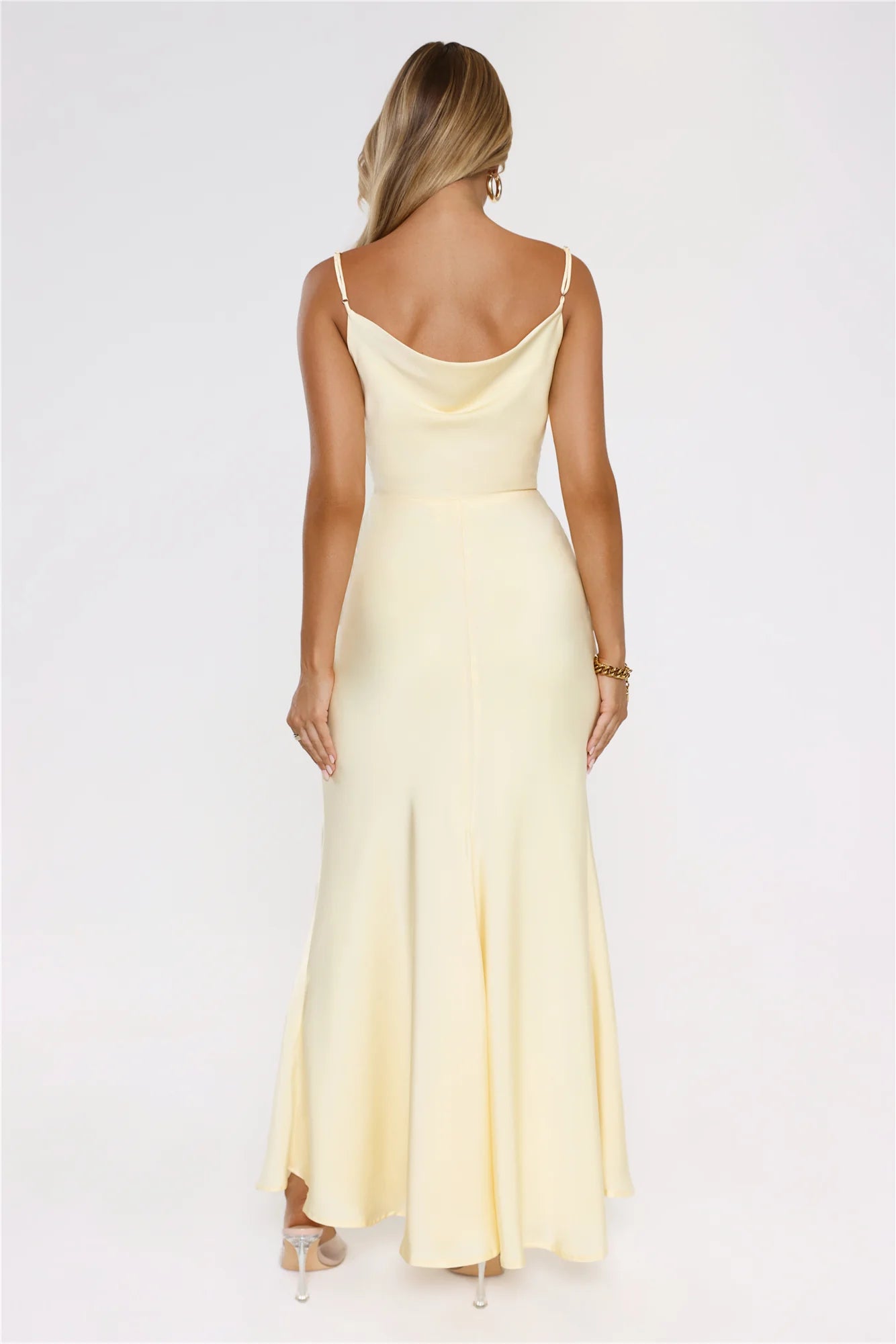 Robe longue en satin Smiling Sunrays jaune